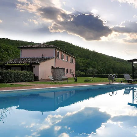 Il Corniolo Farm stay *